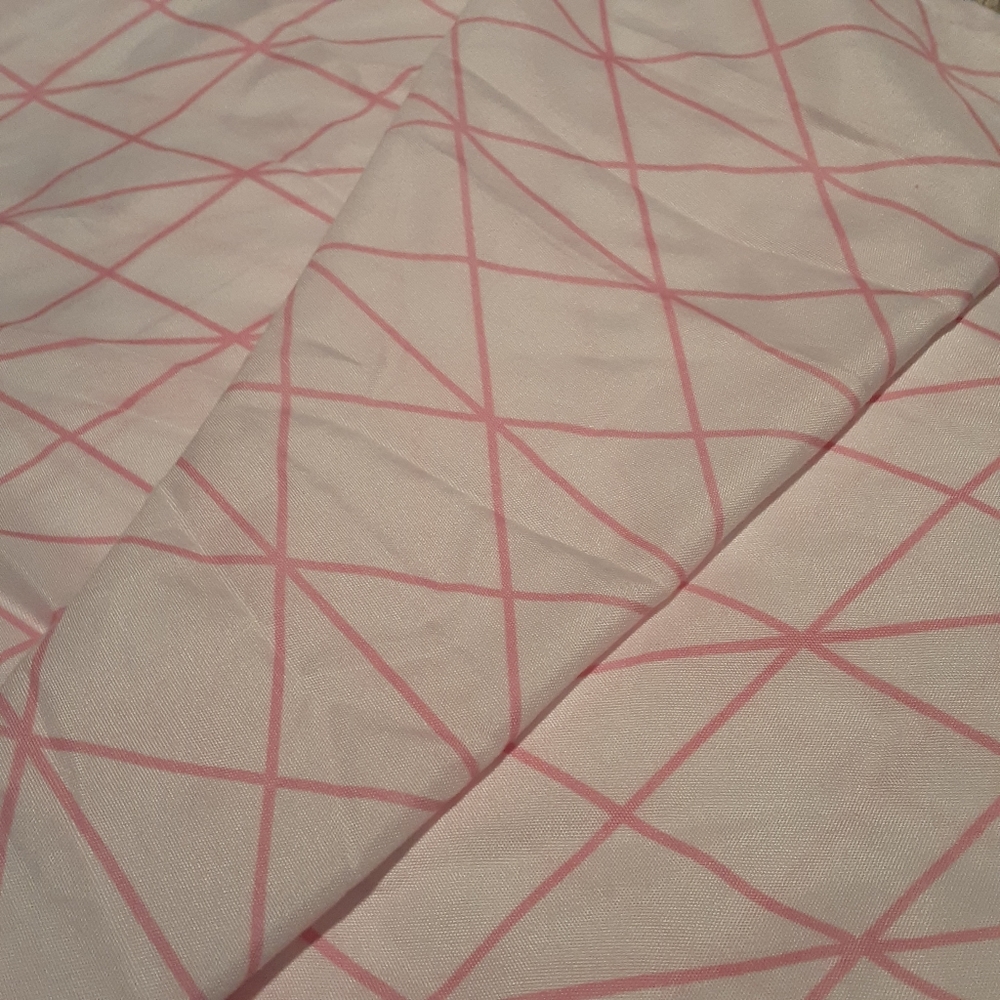 Pink triangle Flat sheet